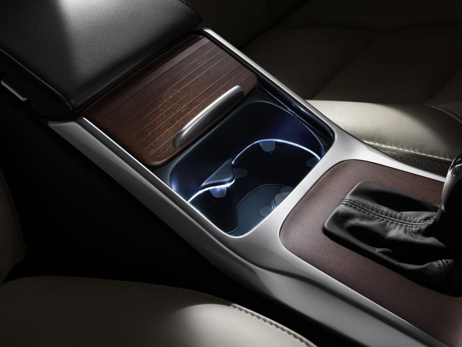  Volvo S80 2014 года  (фото 2 из 12)